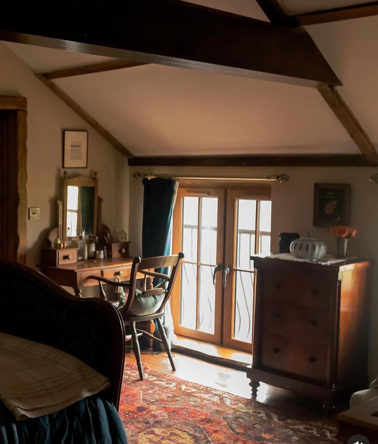 Charming Country Cottage With Oak Beams In Historic Setting, Brecon Beacons Retreat Llangadog 외부 사진